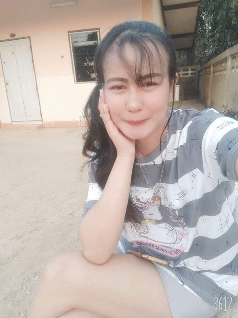 Paweena Paweena profile icon