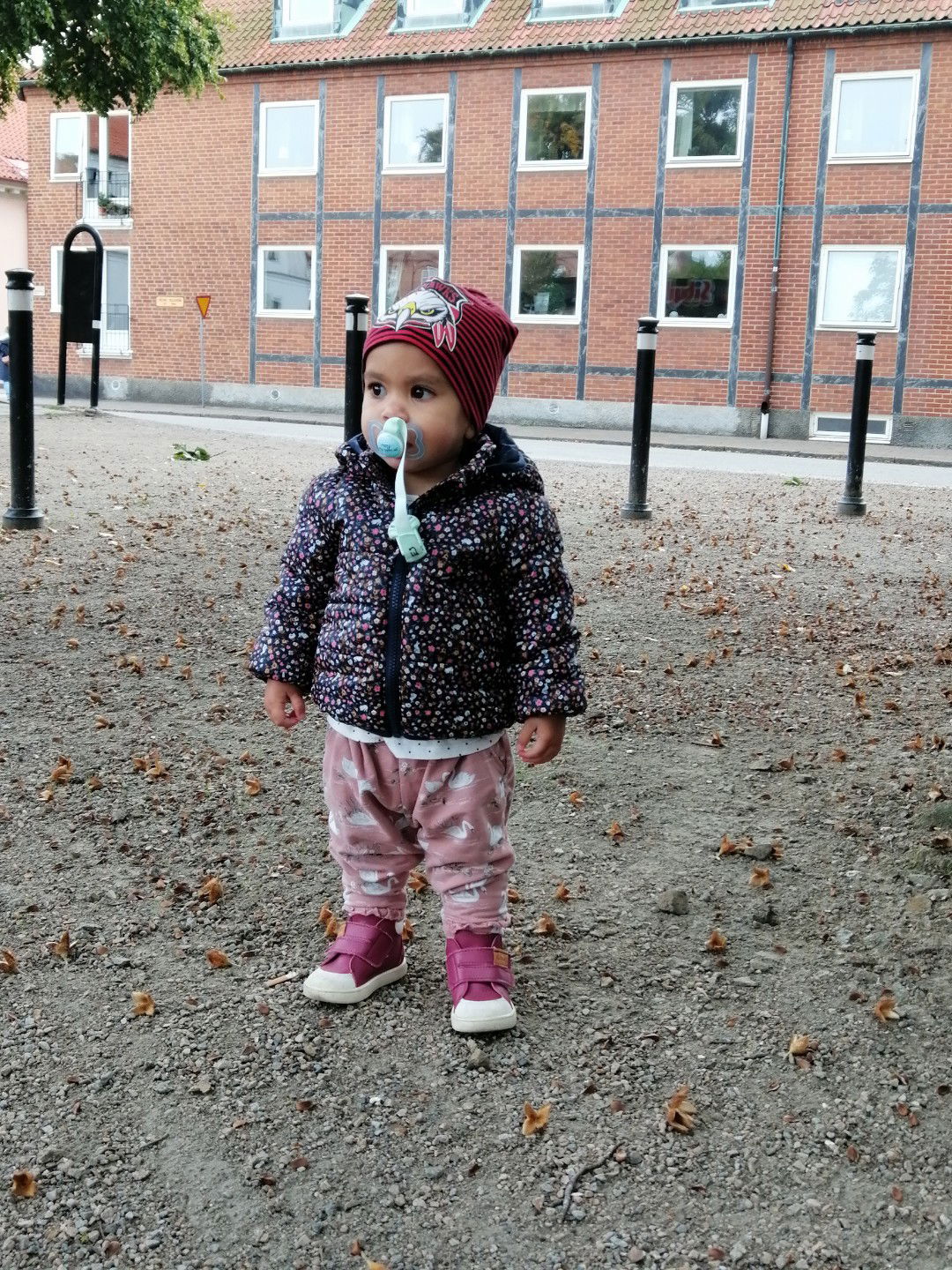 Thipnet Chanprathueang profile icon