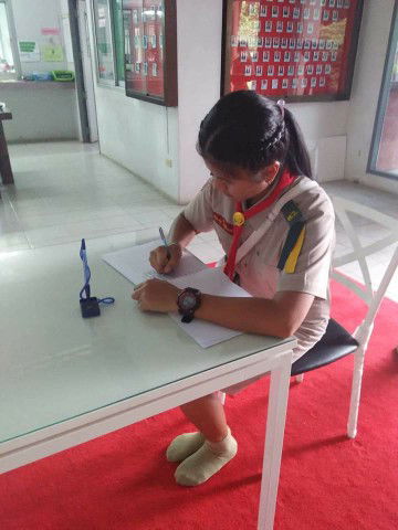 พลอยชมพู profile icon