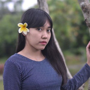 reni nurhayanti profile icon