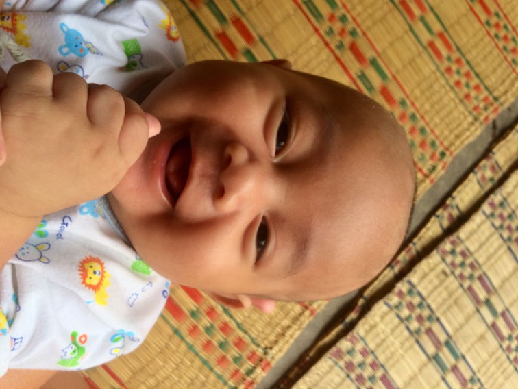 นักยิ้ม เเก้มป๋อง ?