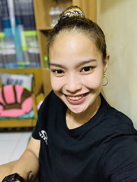 April Santos profile icon