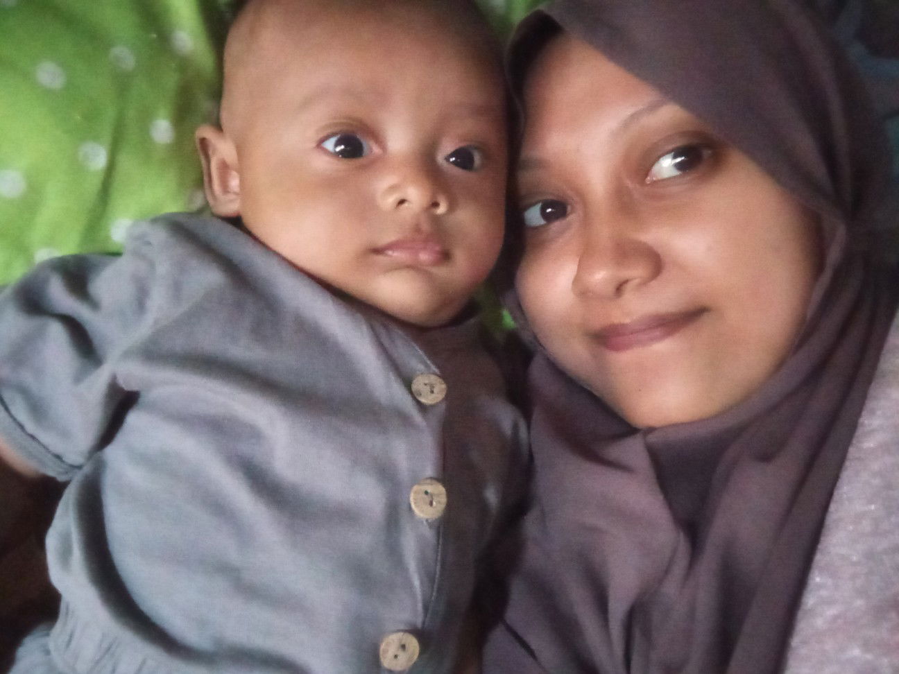 Wahyu Wijayanti putri profile icon