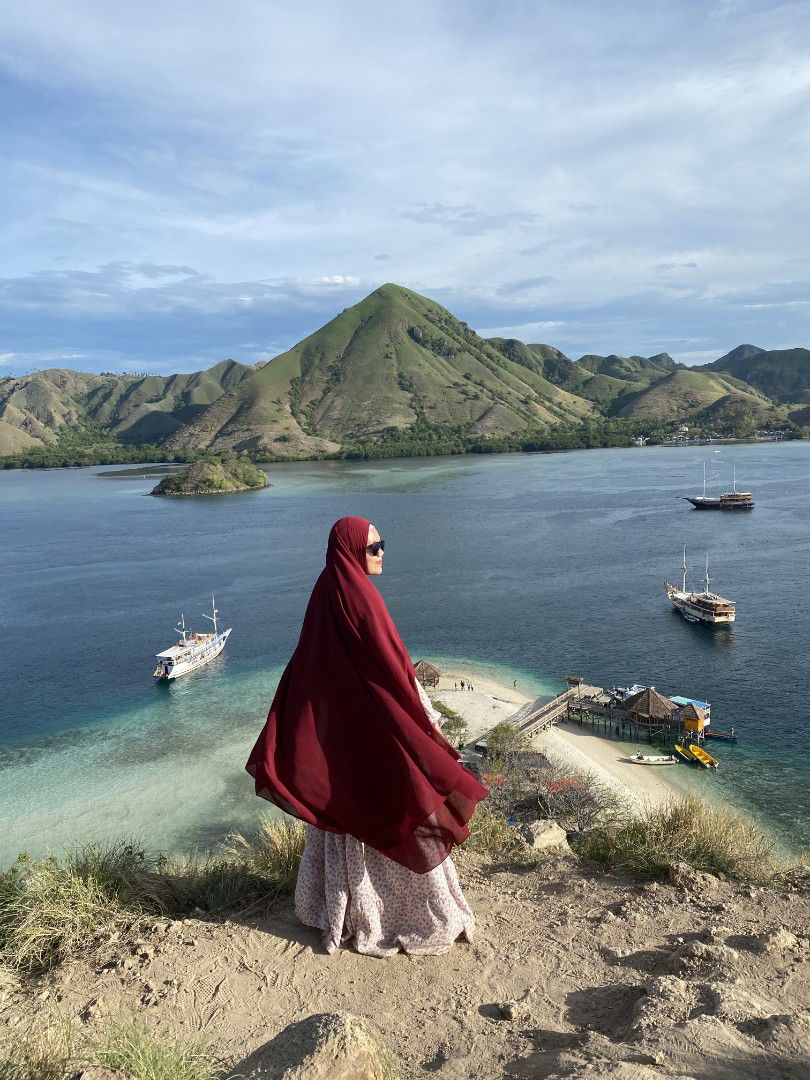 adetyaspratiwii profile icon