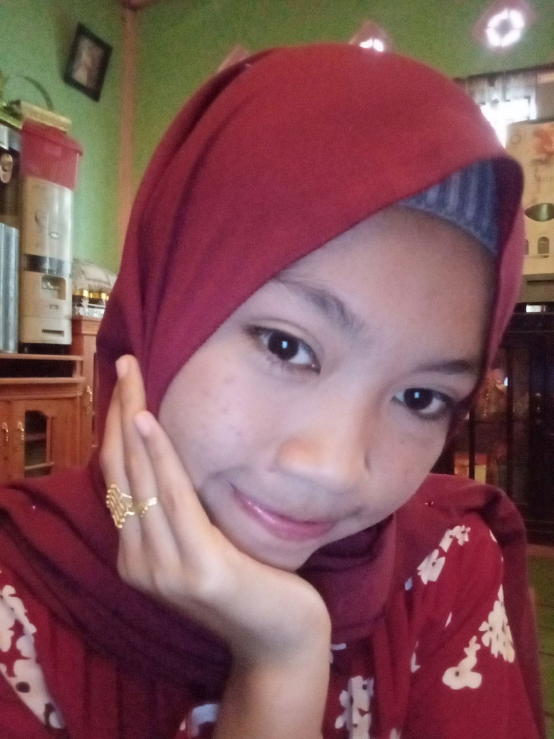 Mila Putri profile icon