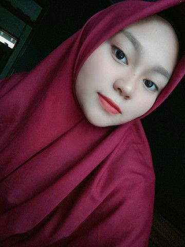 Ratna Yulianti profile icon