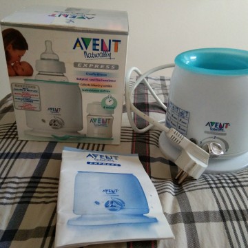 AVENT Naturally Express Bottle and Baby Food Warmer.