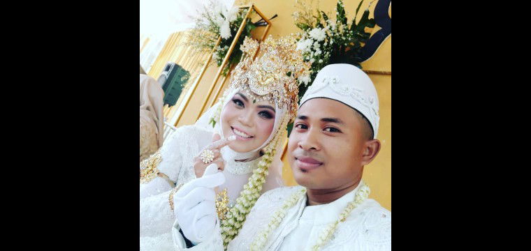 Ratna Wulandari profile icon