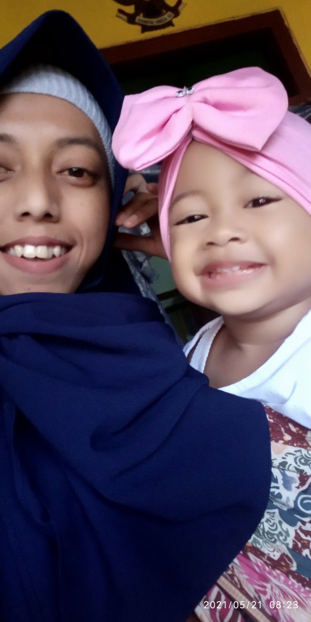 Indah Triastuti profile icon