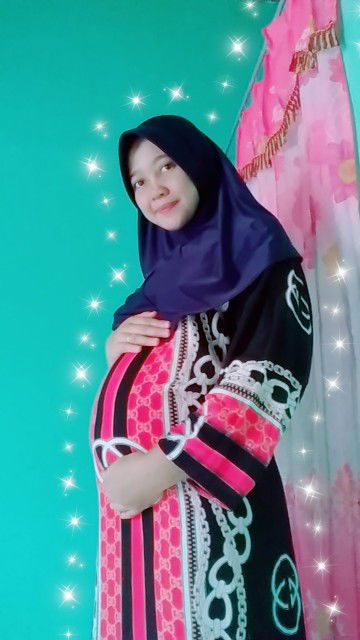 Yusnah Sari profile icon