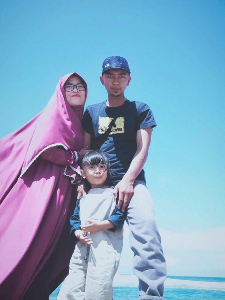 Lutfi Nur Latifah profile icon