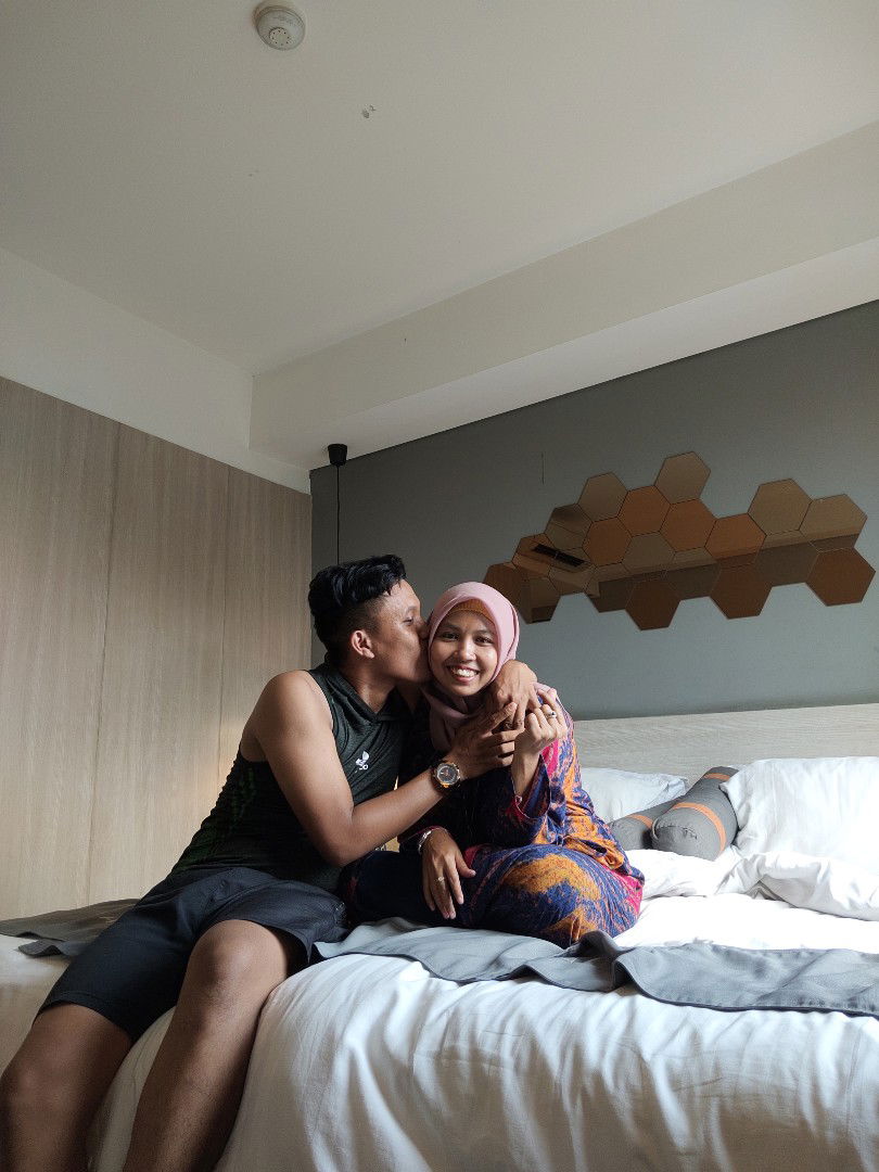 Erni Roswati profile icon