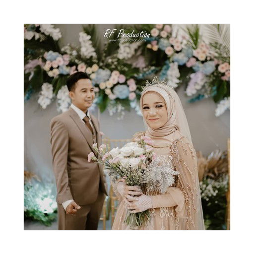 Bunga Tineke Putri profile icon