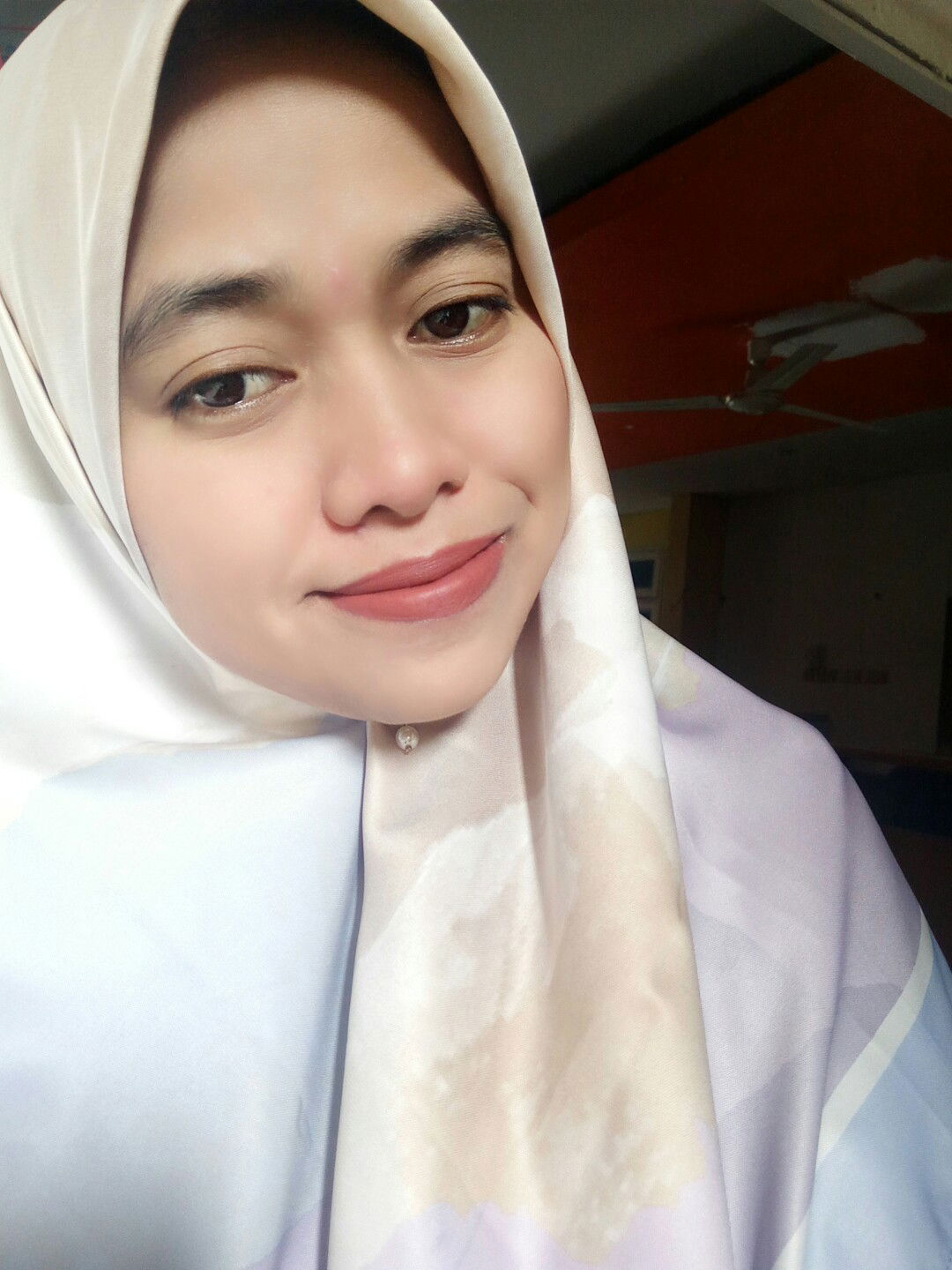 Nur Laela profile icon