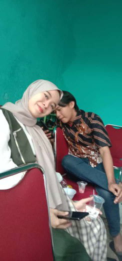 Putri Holivah profile icon