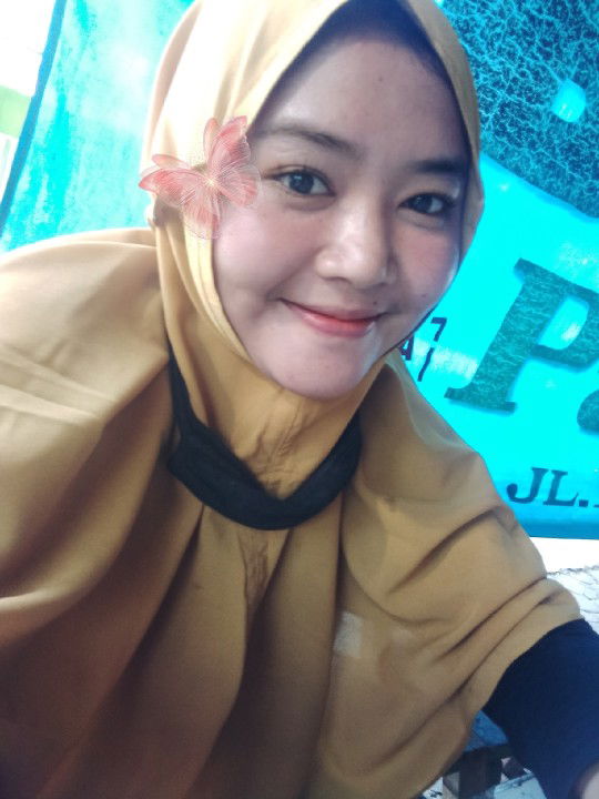 Putri Dewi profile icon