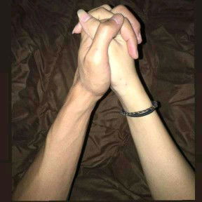 Riza Fika Noor Luziana profile icon