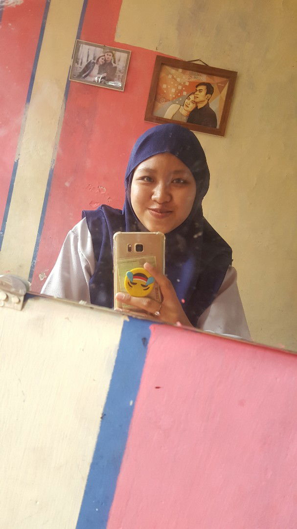 Intan Septiani profile icon