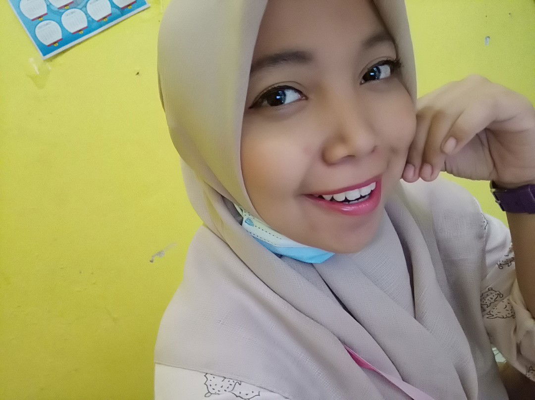 shinta suciana profile icon