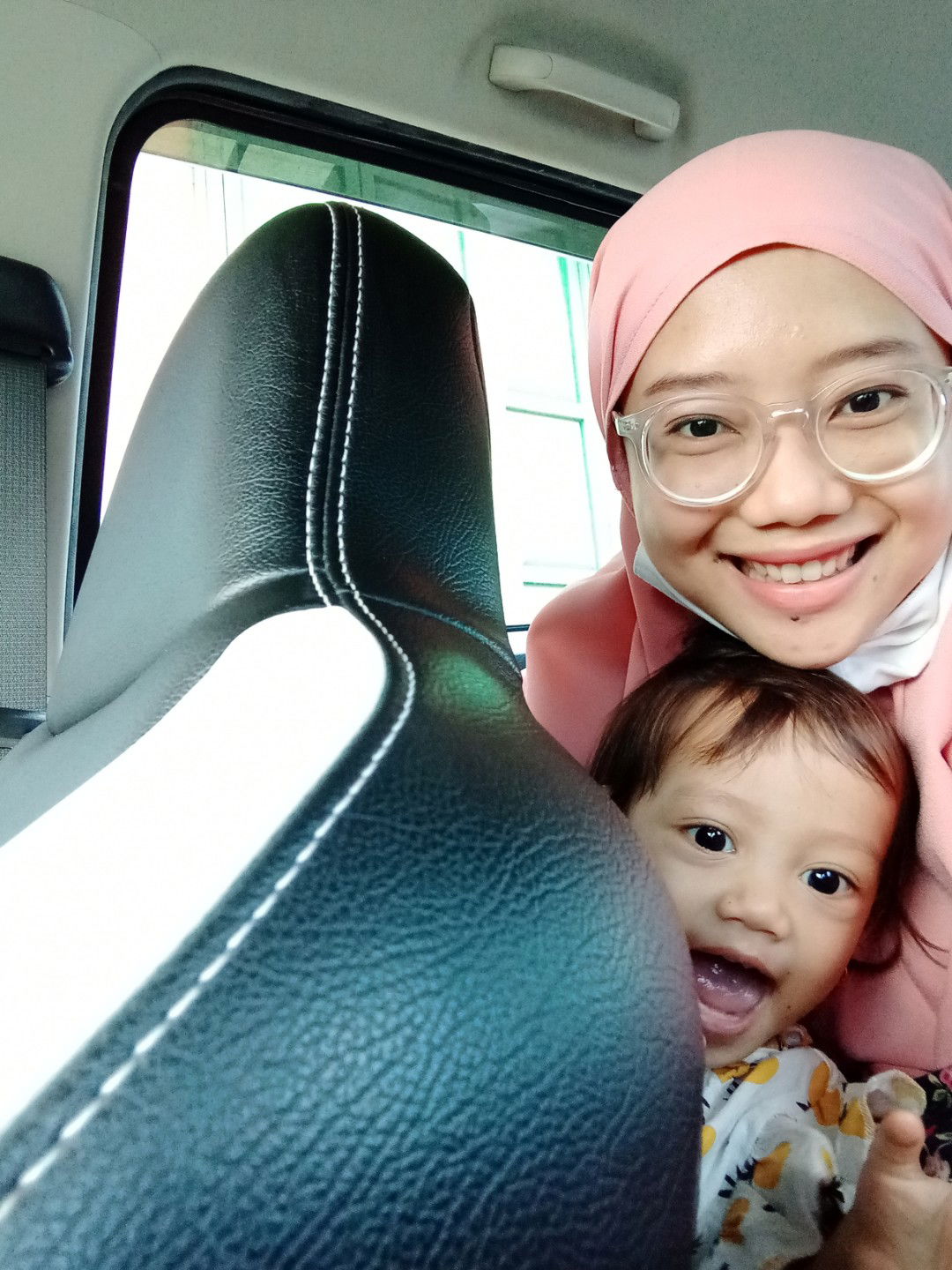 diisakamila profile icon