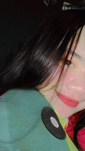 Nur Amira profile icon