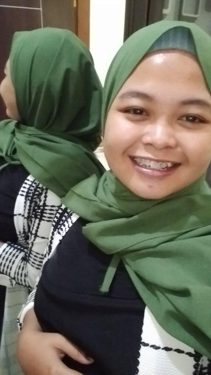 Revin Akhadiah Official profile icon