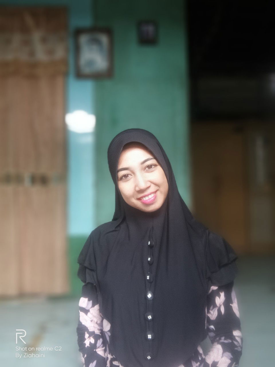 ziah Aini profile icon