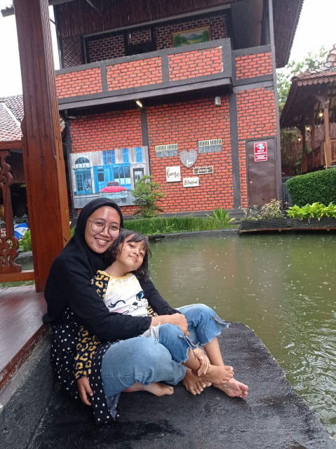 Ayu Andini profile icon