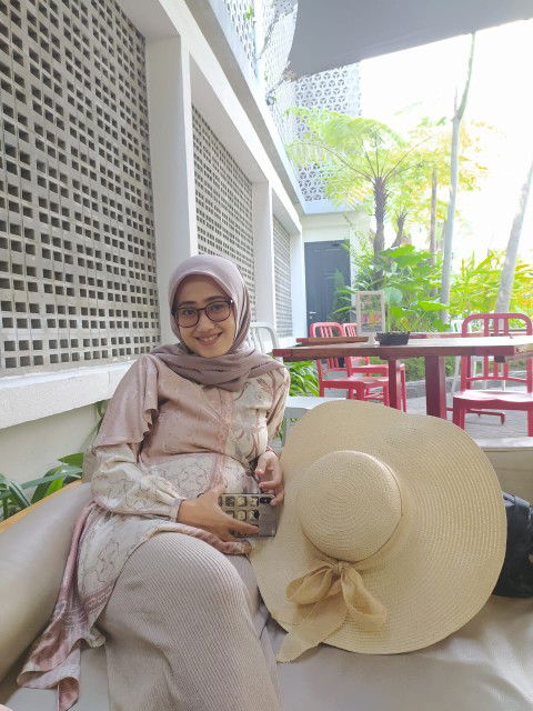 Luluk Larasmawati profile icon