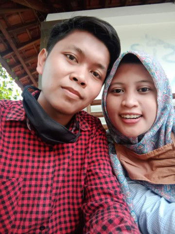 Rizqi Amliya profile icon