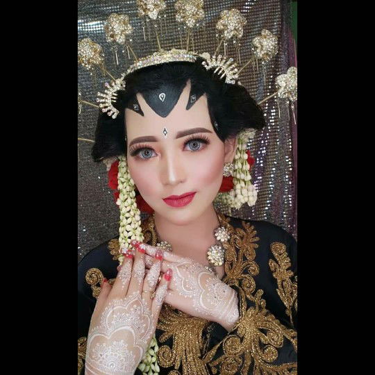 Widiaatika Sari profile icon