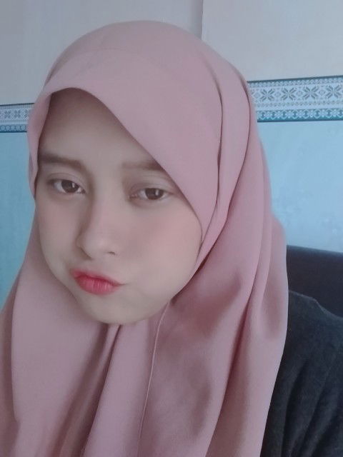 erni saputri wigati profile icon