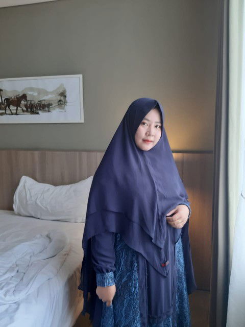 Ayu Apriani profile icon