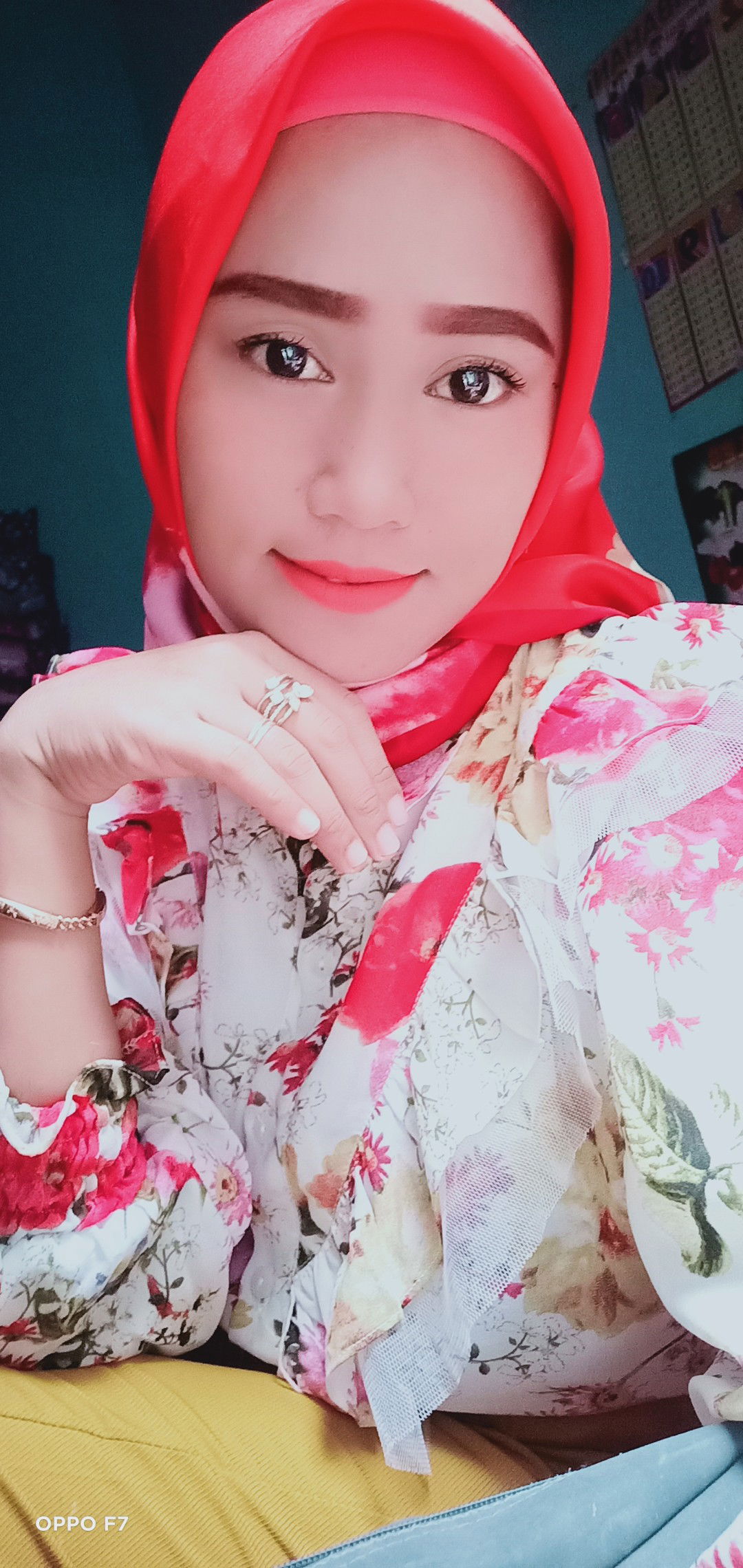 Siiti Khoiriyah profile icon