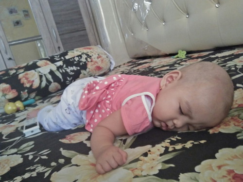 tidur tengkurep