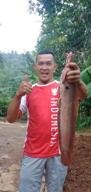 ratna hani profile icon