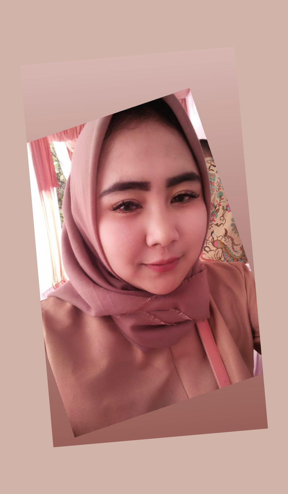 Indri Yani profile icon