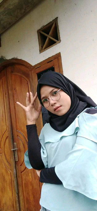 Putri Yanii profile icon