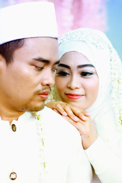 Fitri Aini Suci profile icon