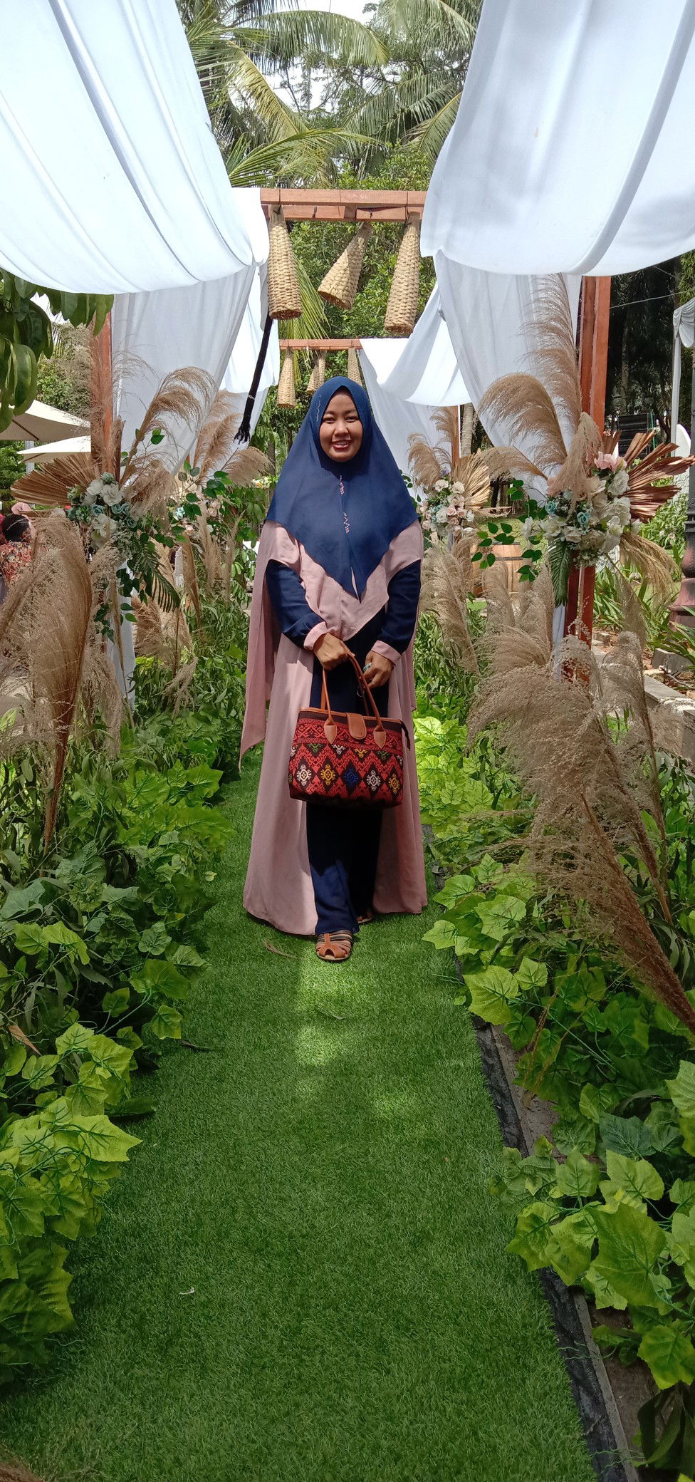 Novita Sari profile icon