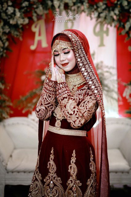 Siti Ayuni profile icon