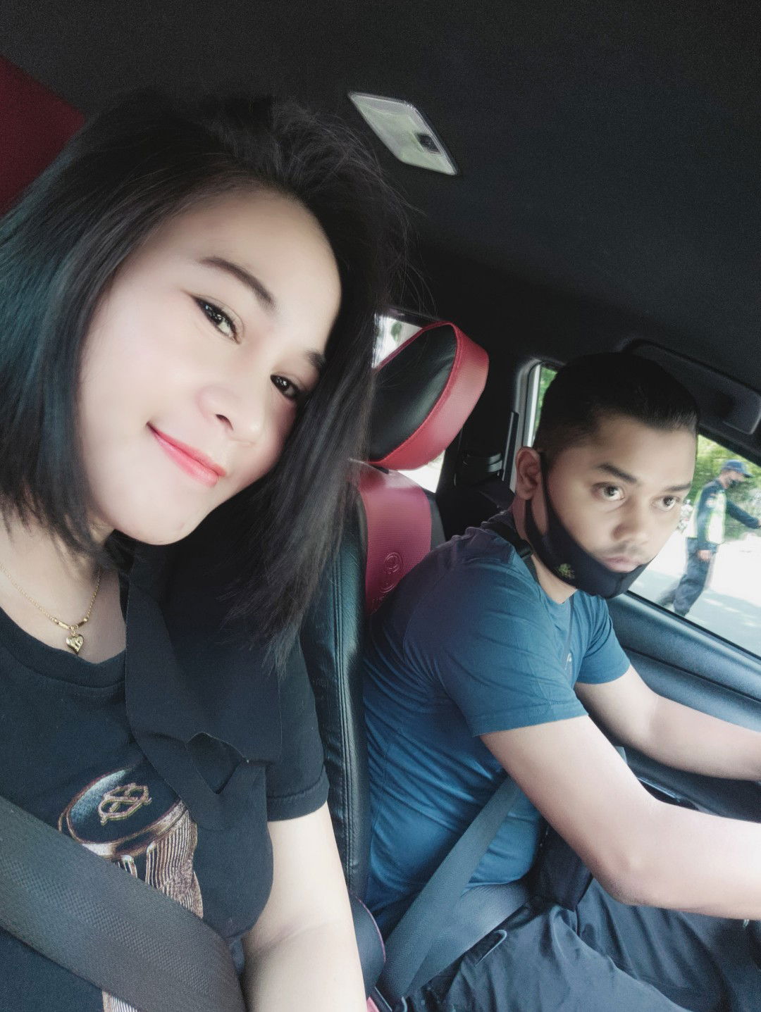 Nina Kartika profile icon