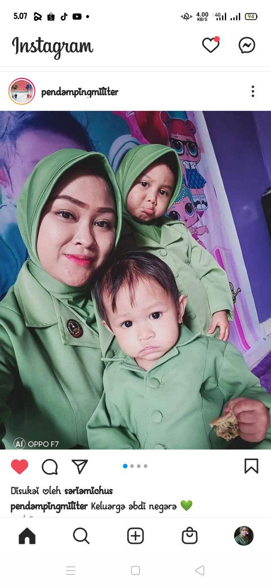 Mom's Desinta Dinara profile icon