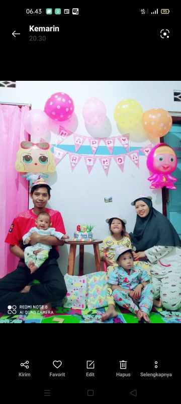 Nur Hayati profile icon