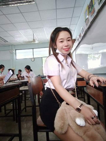 เฟิร์น สกุลรัตน์ profile icon