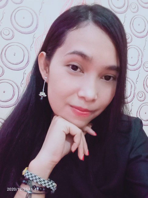 Eriyanti Lustiani profile icon