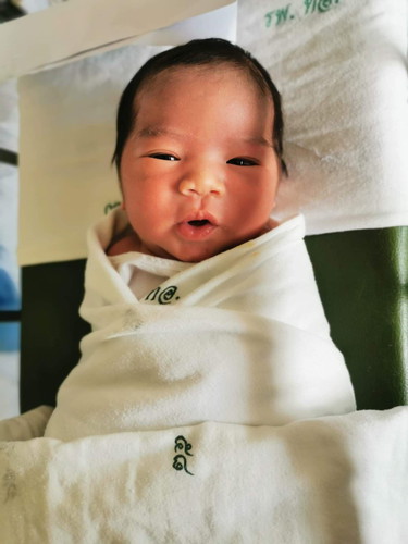 น้องคลอดละค่ะ 17/10/62 แม่ผ่าคลอดค่ะ