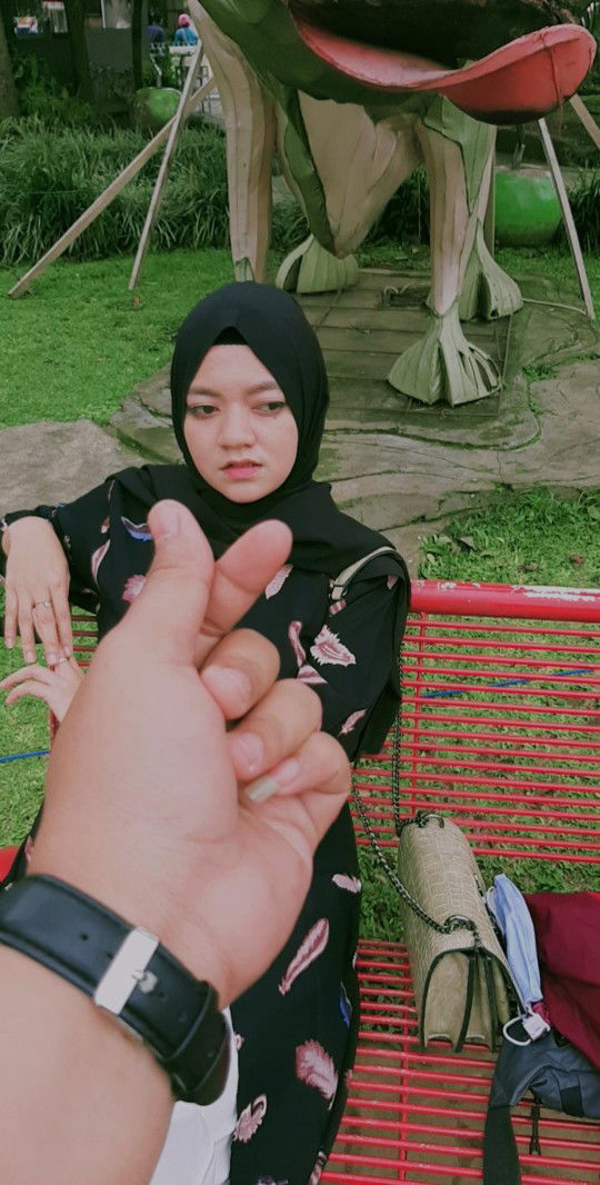 ratna cimplong profile icon