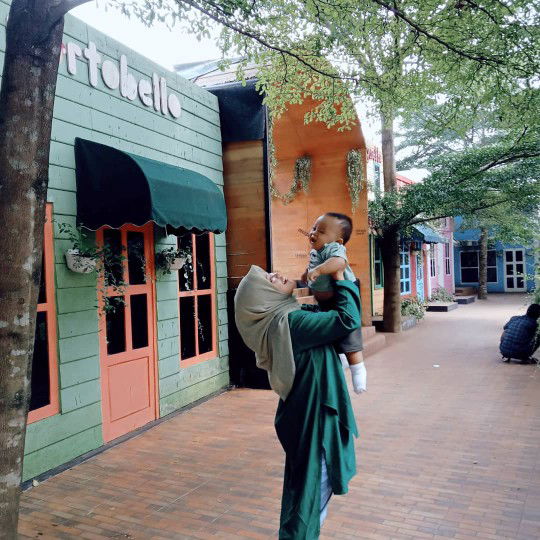 Eva Indriani profile icon