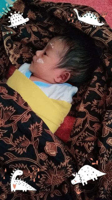 ayu tri wahyuni profile icon